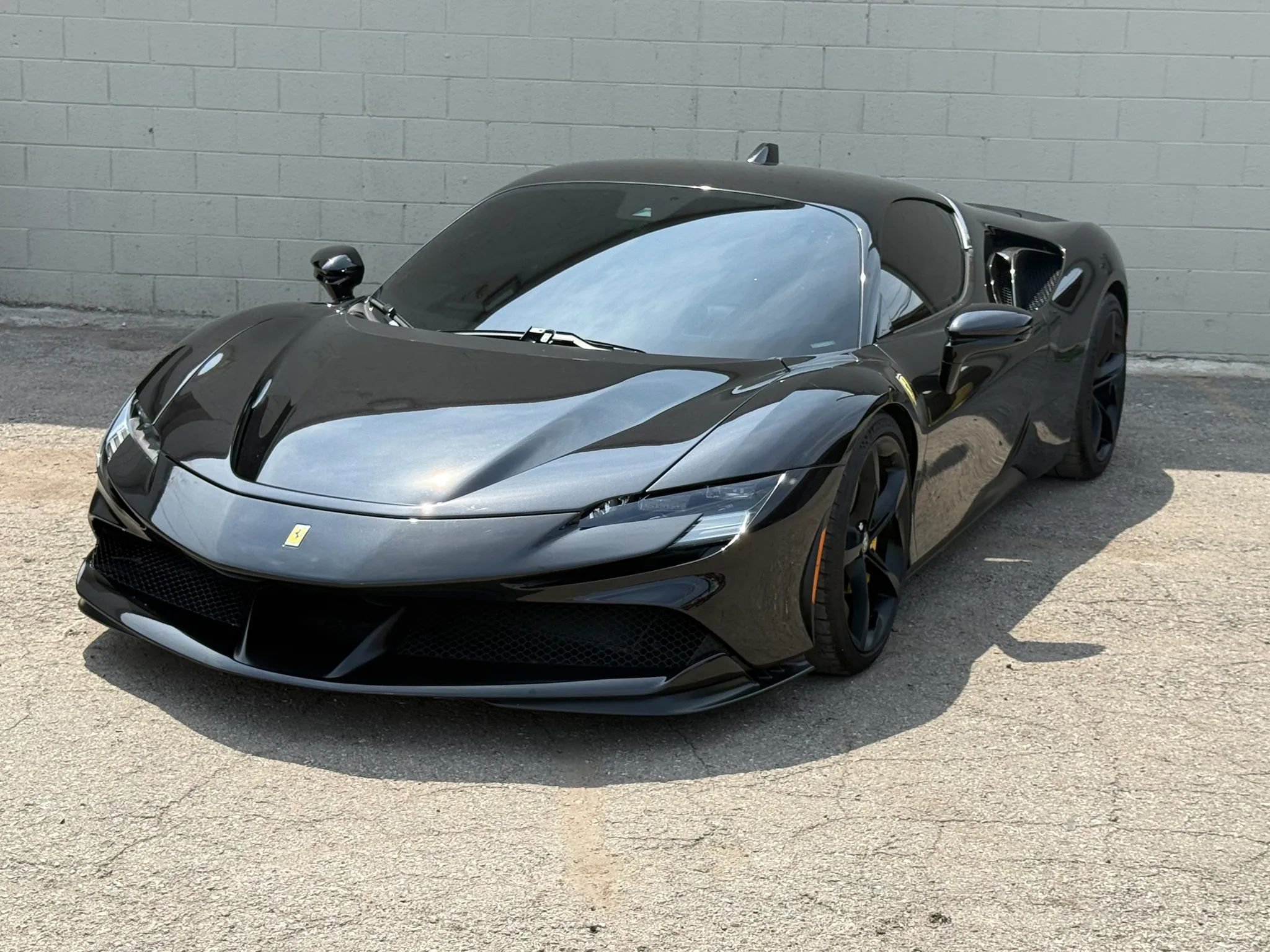Used 2021 Ferrari SF90 Stradale AWD/4WD image 2