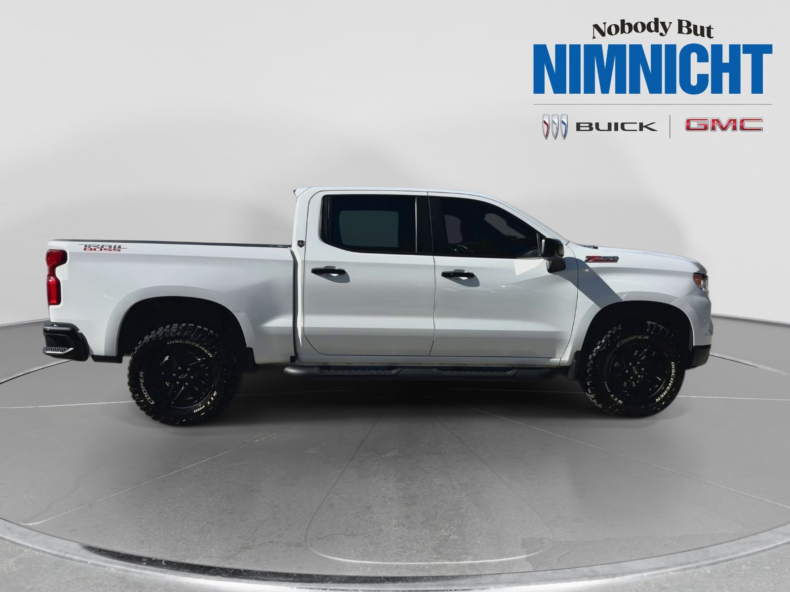 Used 2023 Chevrolet Silverado 1500 LT Trail Boss w/ Protection Package AWD/4WD image 9
