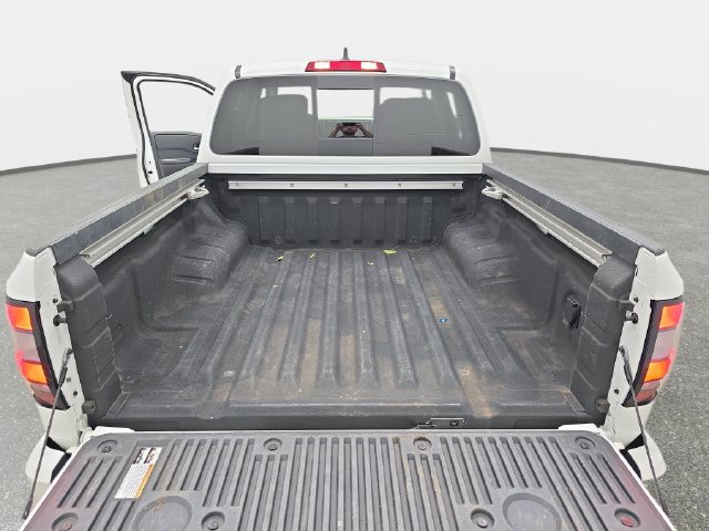 Used 2025 Nissan Frontier SV w/ SV Convenience Package AWD/4WD image 34