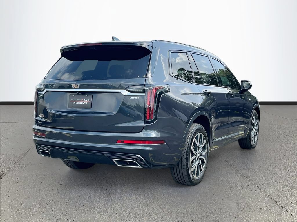 Used 2023 Cadillac XT6 Sport w/ Technology Package AWD/4WD image 7