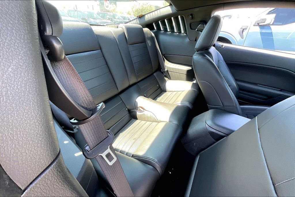 Used 2009 Ford Mustang GT RWD image 22