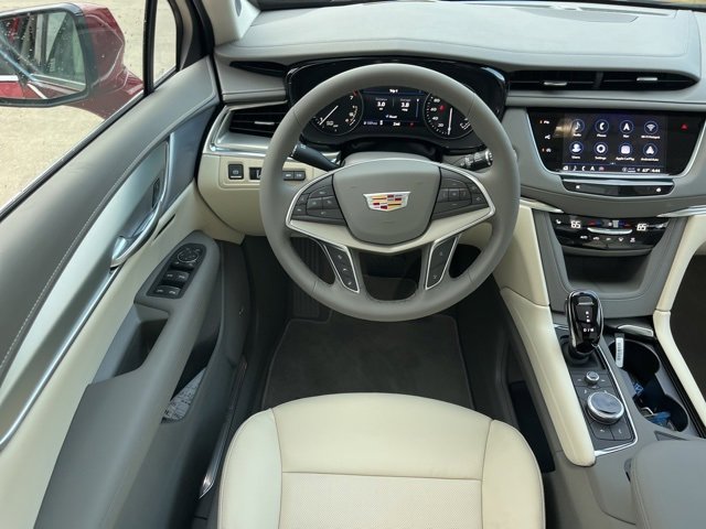 New 2026 Cadillac XT5 Premium Luxury w/ LPO, Floor Liner Package image 37