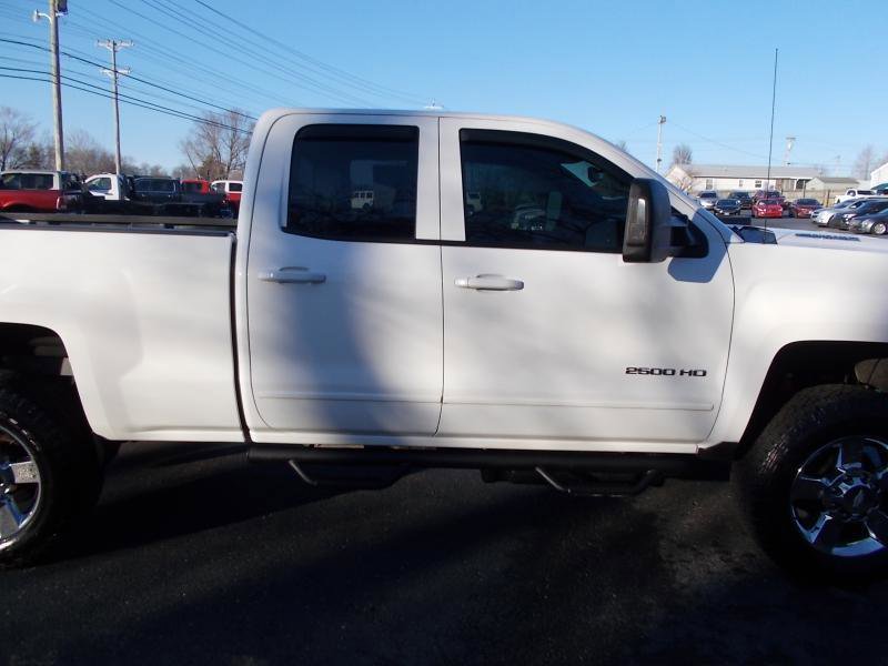 Used 2015 Chevrolet Silverado 2500 LT w/ LT Convenience Package image 12