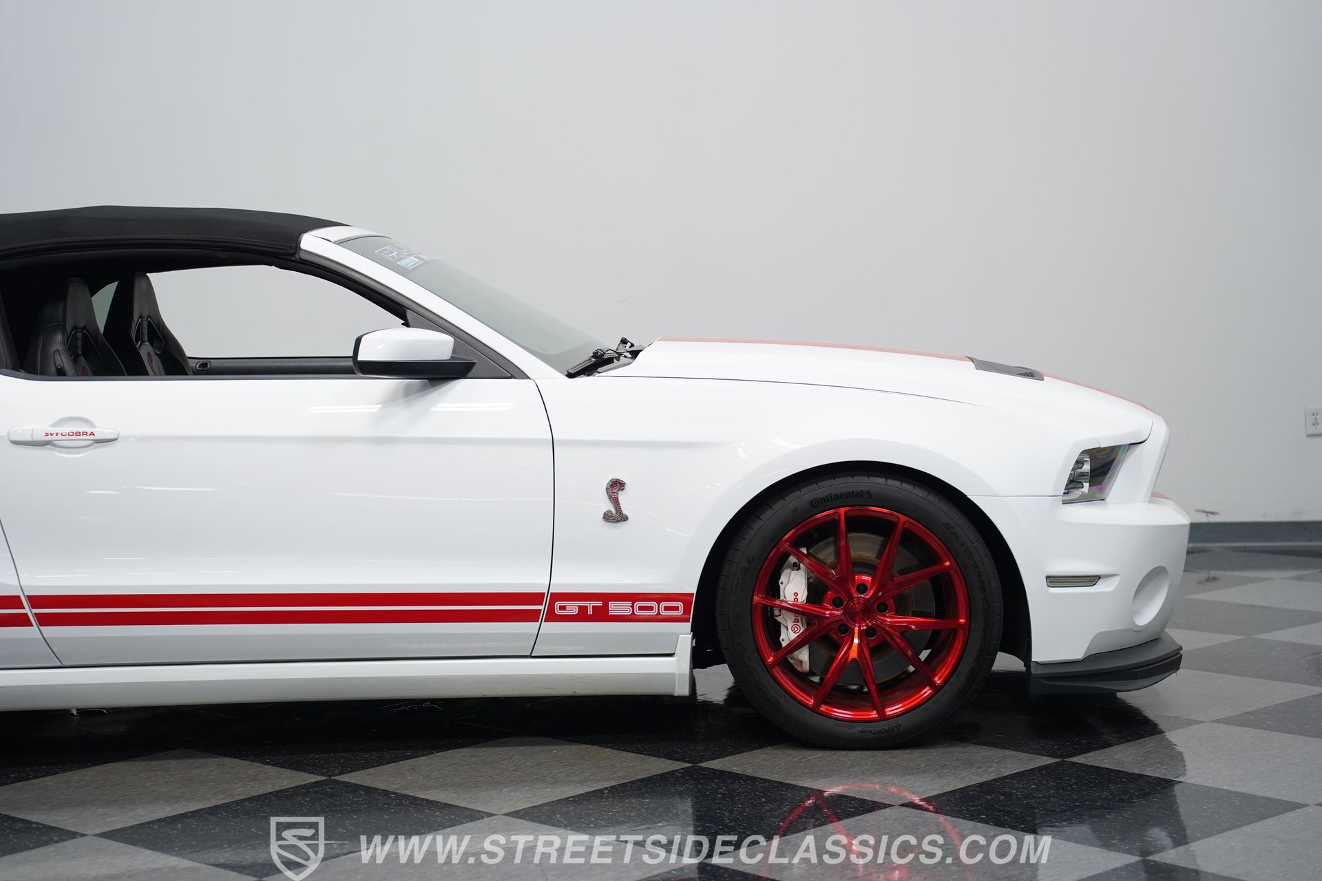 Used 2014 Ford Mustang Shelby GT500 w/ Equipment Group 821A image 29
