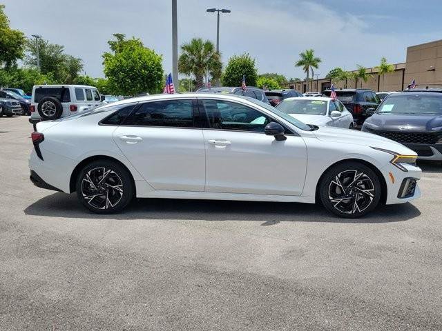 Used 2025 Kia K5 GT-Line w/ GT-Line Premium Package FWD image 4