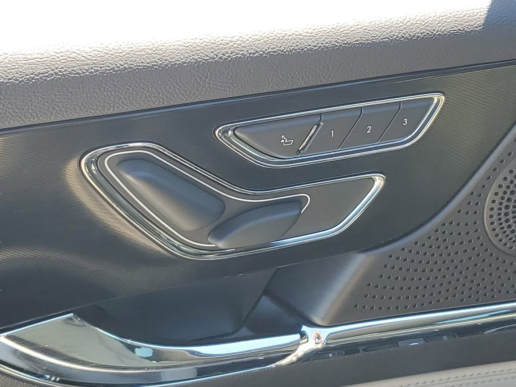 Used 2025 Lincoln Corsair FWD image 16
