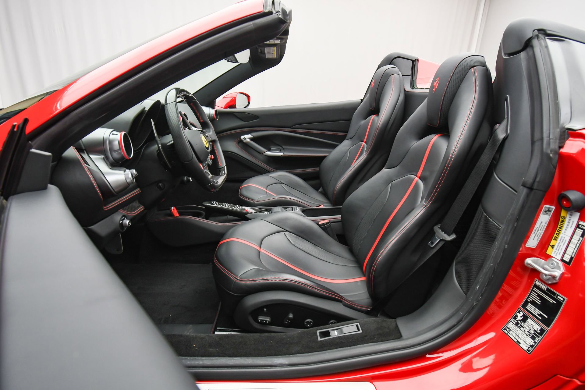 Used 2021 Ferrari F8 Tributo image 17