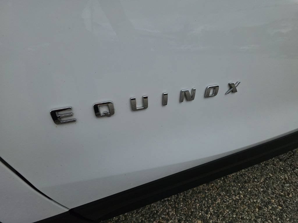 Used 2024 Chevrolet Equinox LS FWD image 32