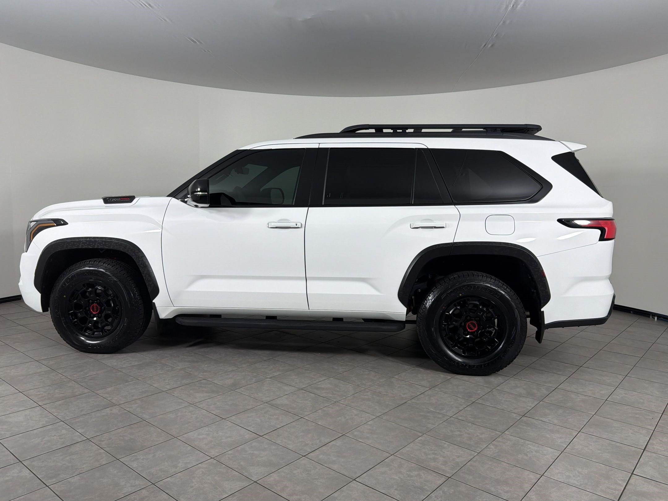 Used 2025 Toyota Sequoia TRD Pro AWD/4WD image 2