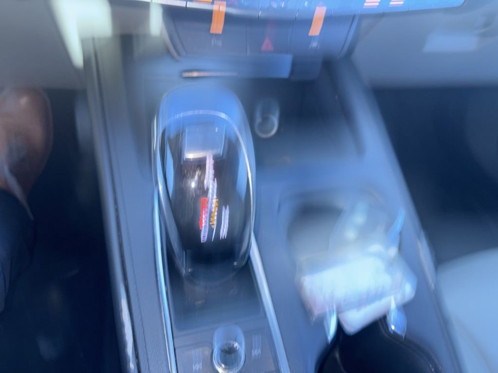 Used 2023 Cadillac XT4 Premium Luxury image 13