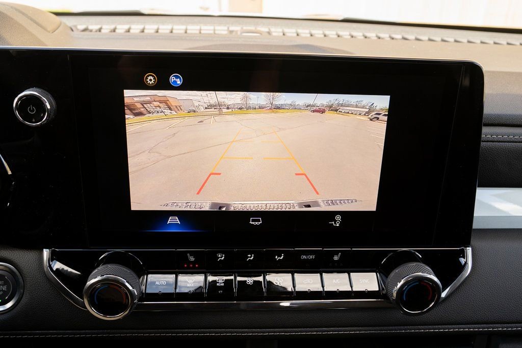 New 2025 Chevrolet Colorado LT image 26