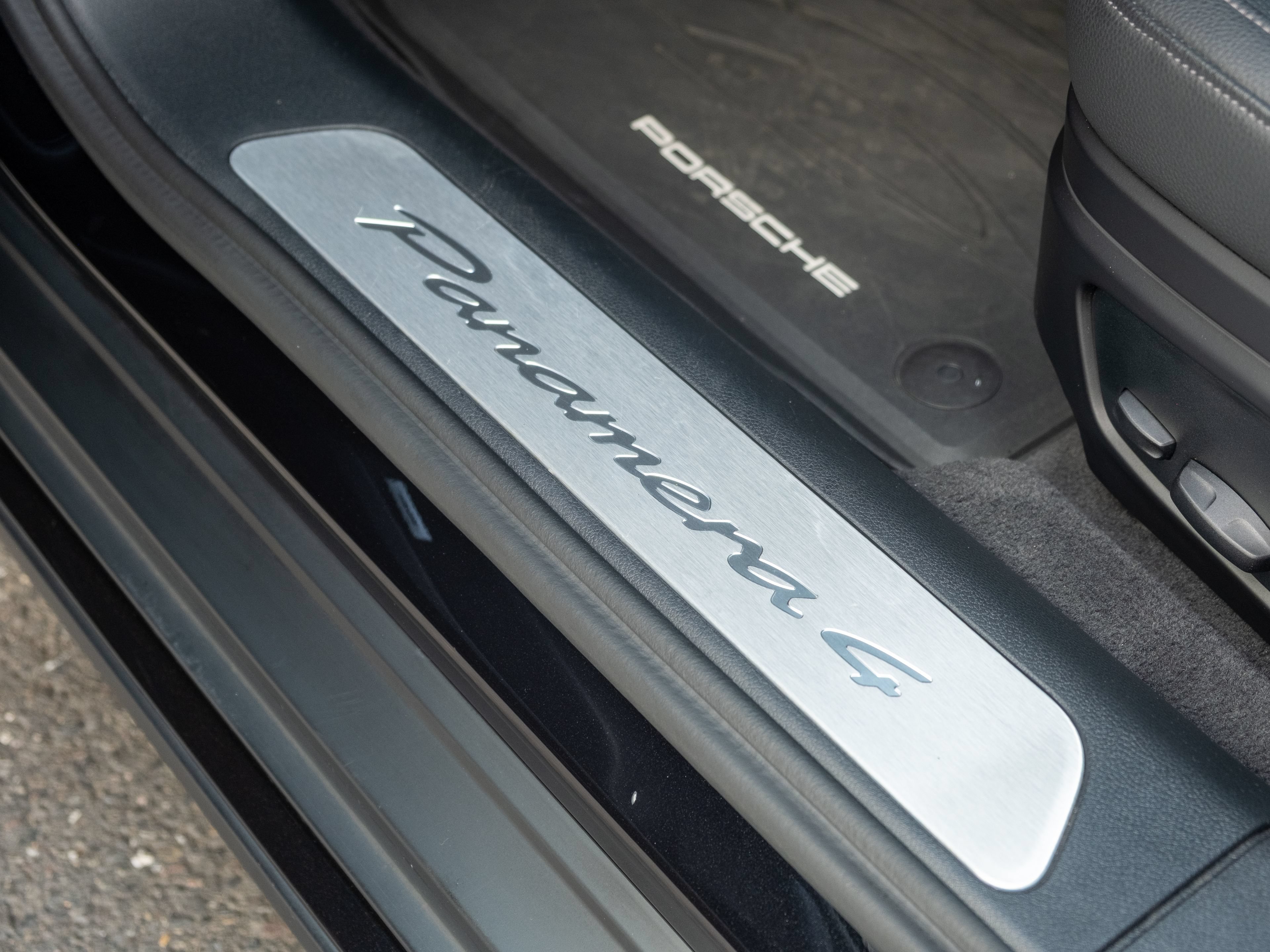 Certified 2024 Porsche Panamera 4 AWD/4WD image 43