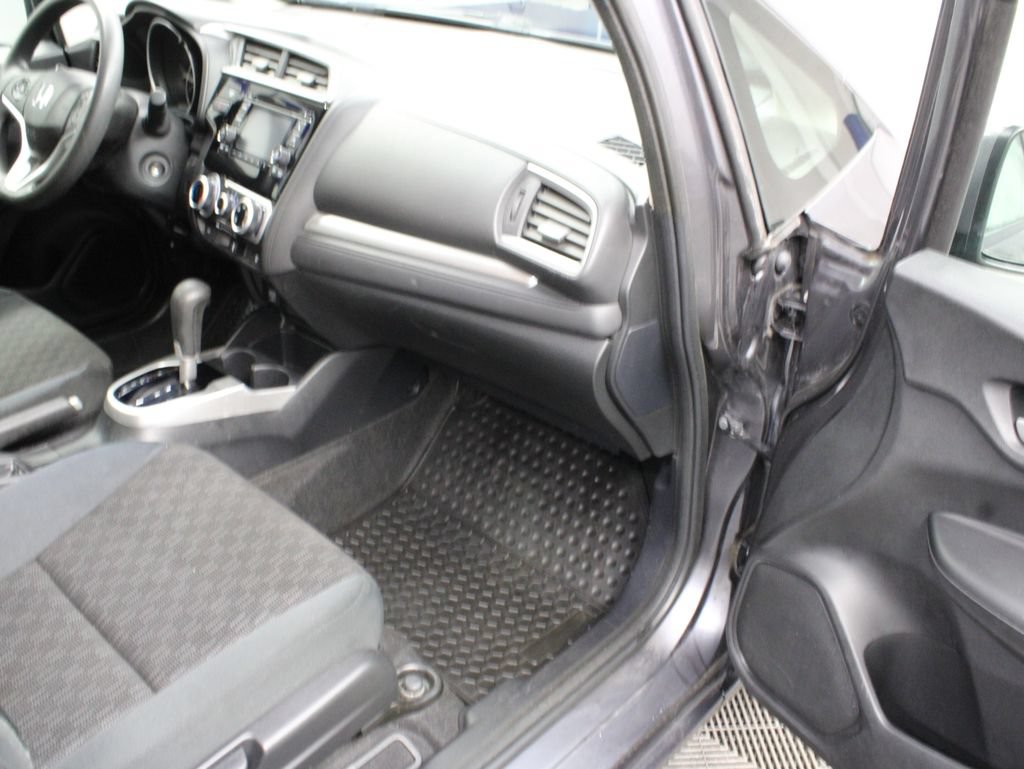Used 2015 Honda Fit LX image 22