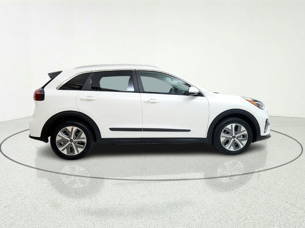 Used 2022 Kia Niro EX FWD image 9