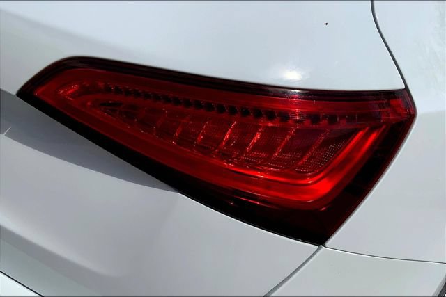 Used 2016 Audi SQ5 Premium Plus w/ Technology Package AWD/4WD image 29