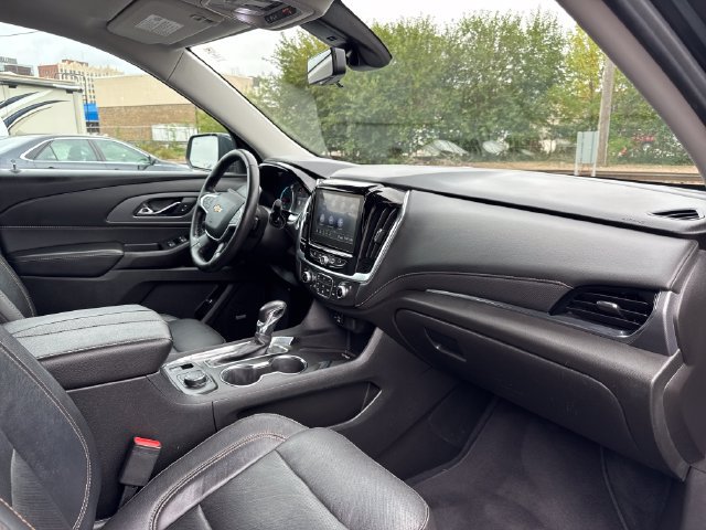 Used 2021 Chevrolet Traverse Premier AWD/4WD image 29