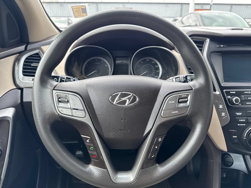 Used 2017 Hyundai Santa Fe Sport FWD image 14