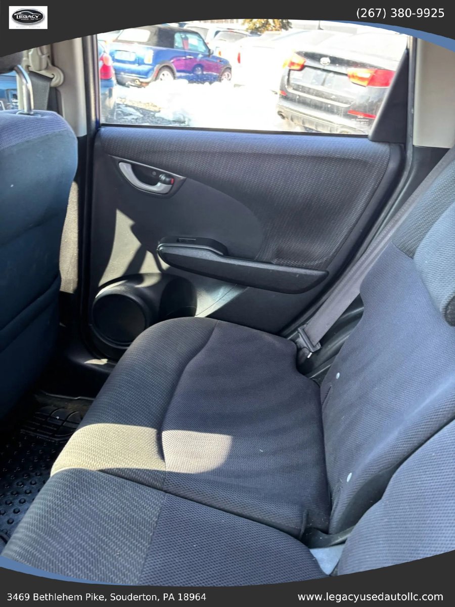 Used 2012 Honda Fit Sport image 28