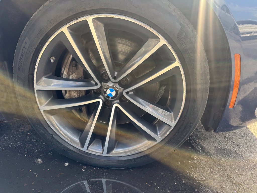 Used 2022 BMW 750i xDrive w/ Executive Package AWD/4WD image 16
