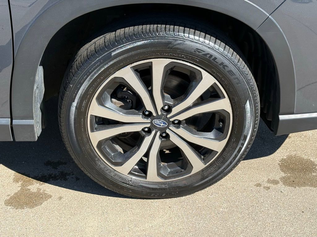 Used 2022 Subaru Forester Limited image 11