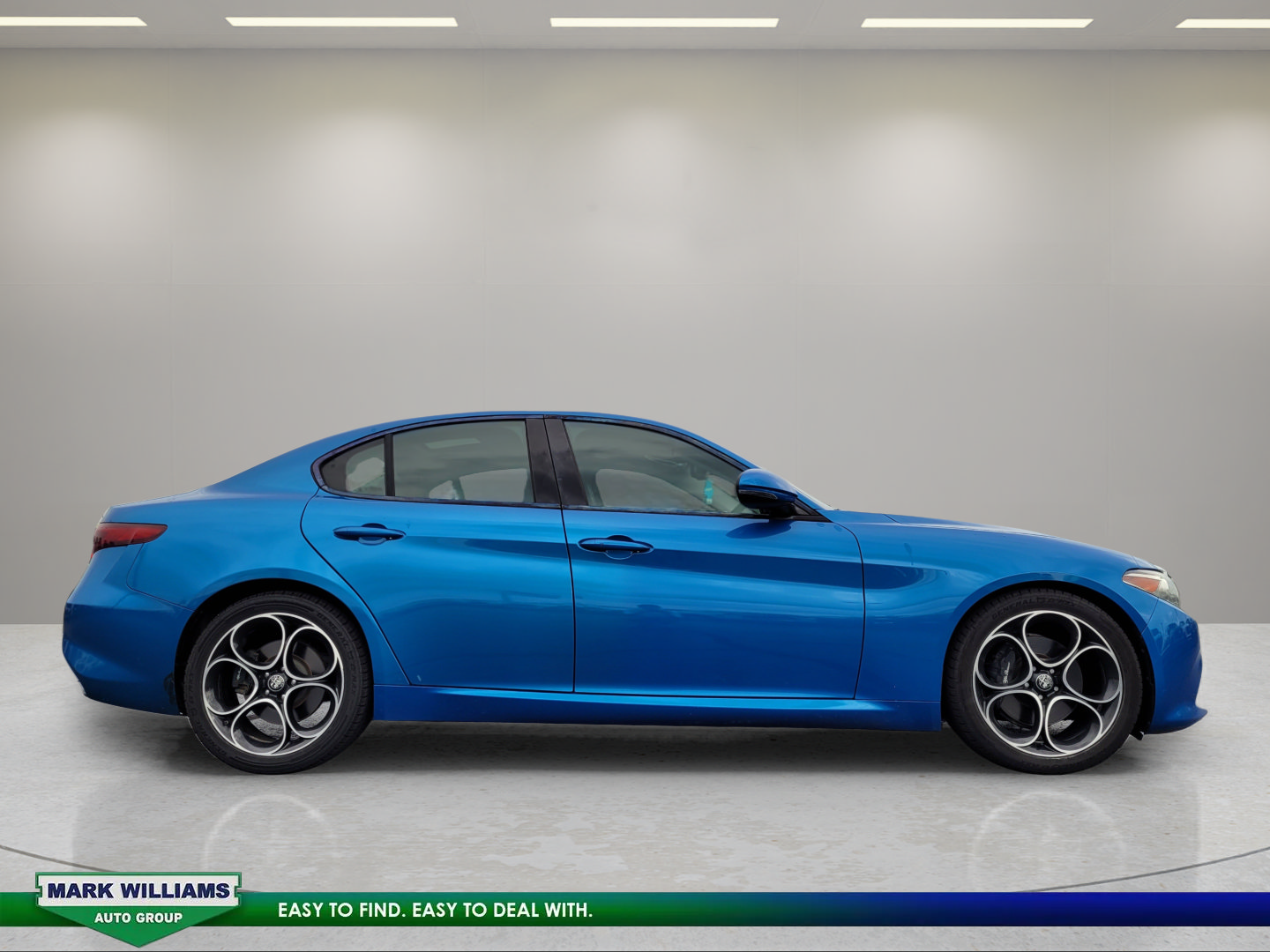 Used 2018 Alfa Romeo Giulia AWD image 2