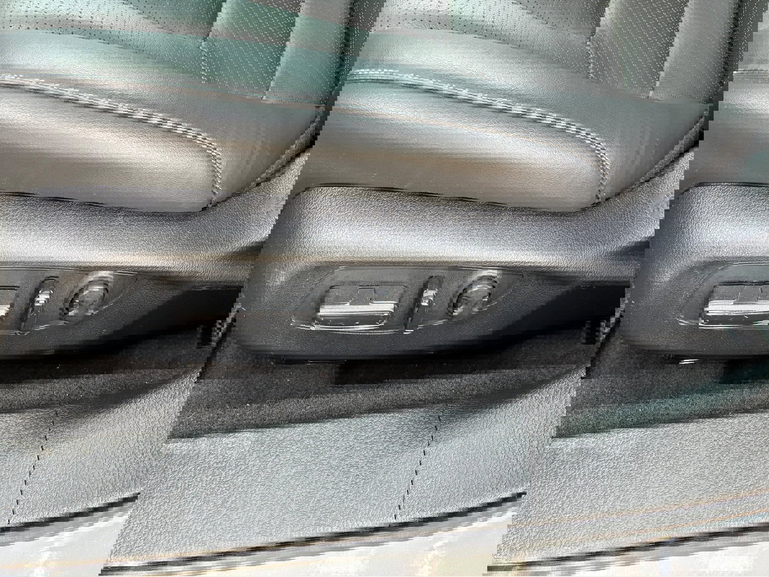 Used 2024 Honda Accord Touring image 5