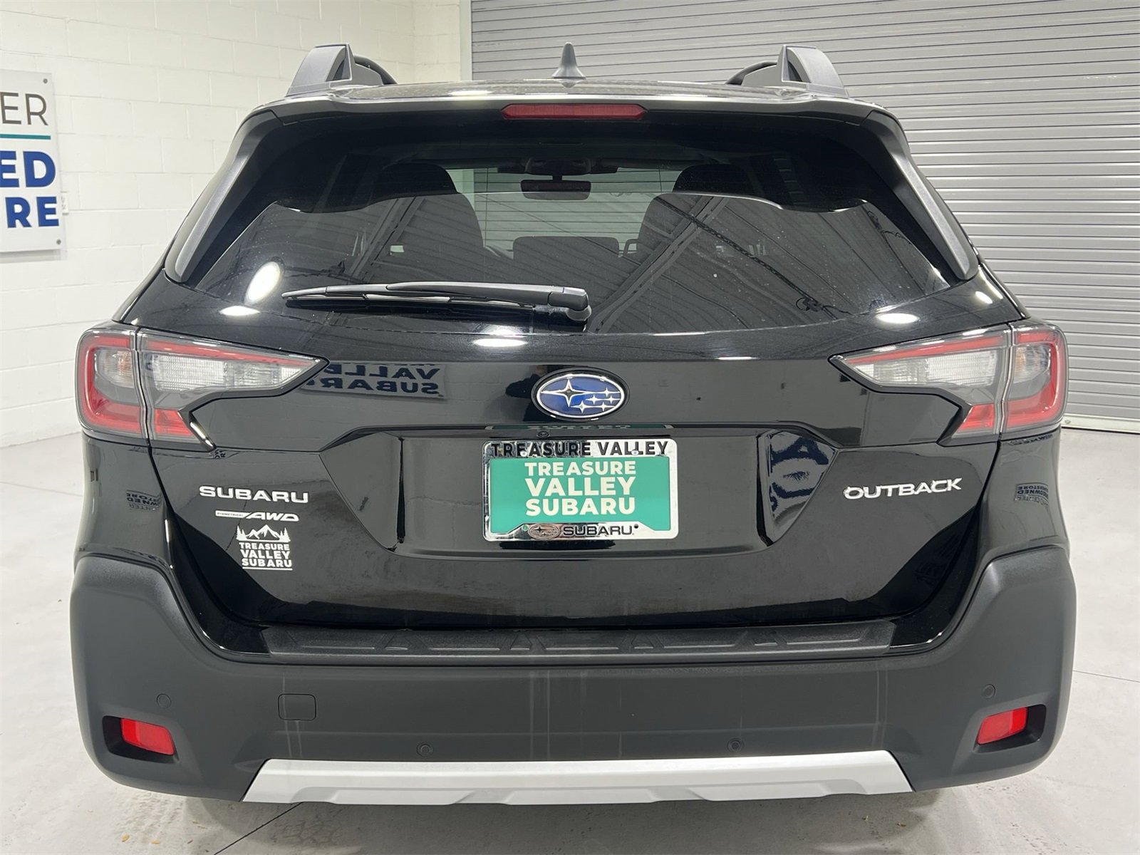 Certified 2025 Subaru Outback Limited image 7