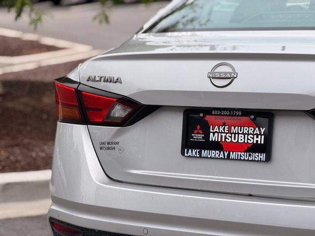 Used 2024 Nissan Altima 2.5 SV FWD image 12
