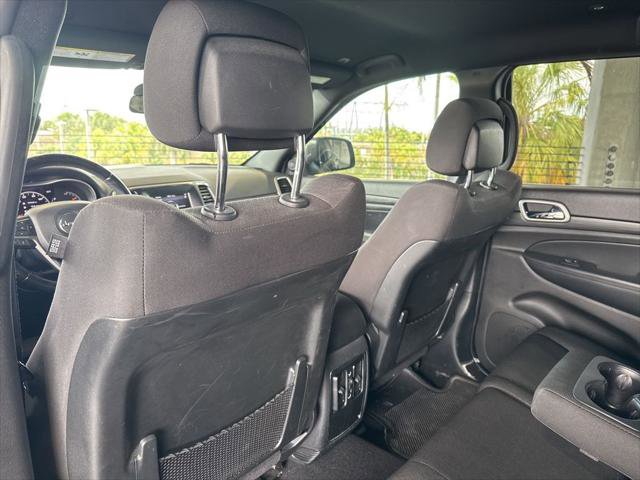 Certified 2020 Jeep Grand Cherokee Laredo image 16