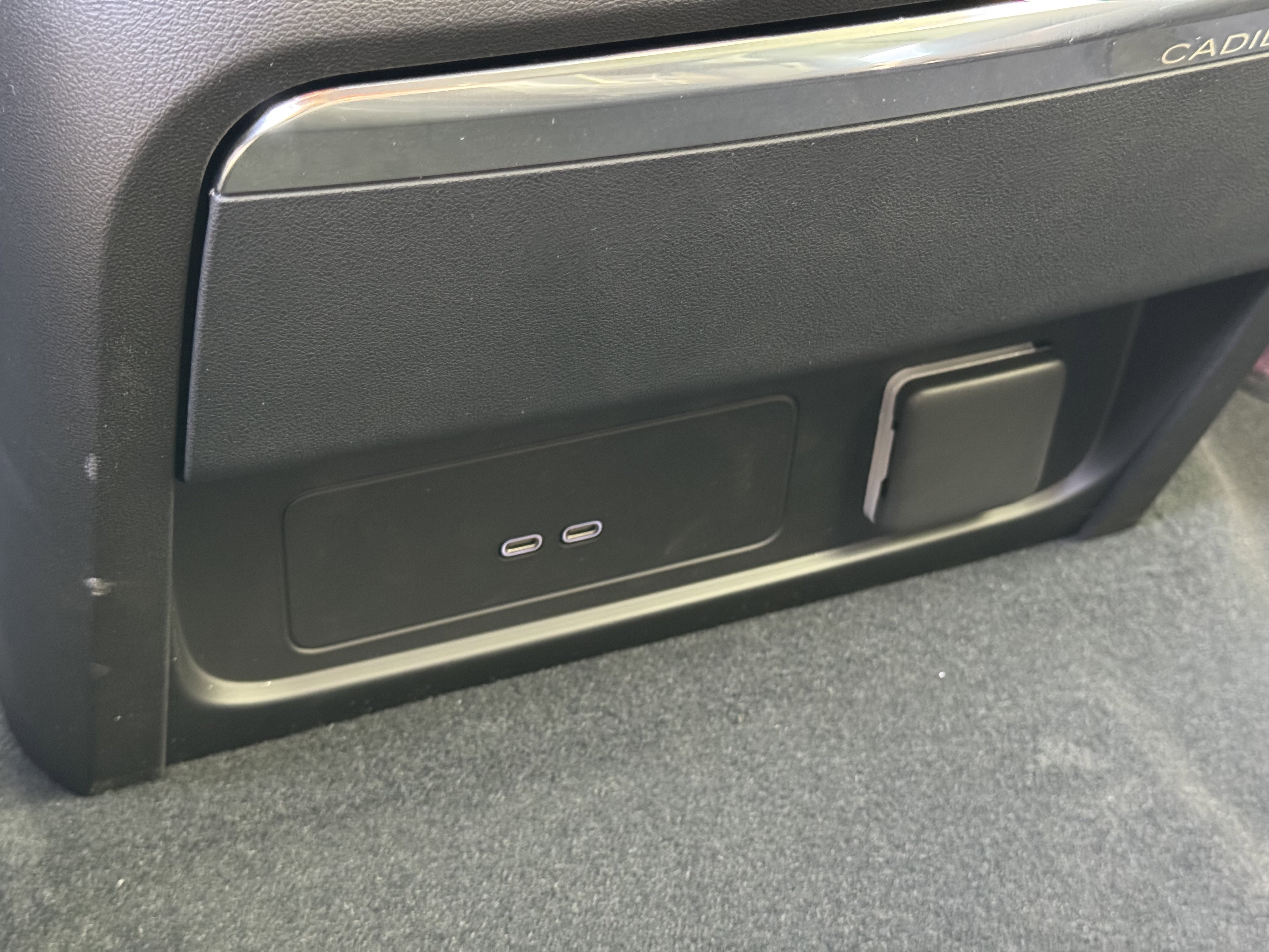 New 2025 Cadillac Escalade IQ Sport 2 w/ LPO, Premium Carpet Package image 12