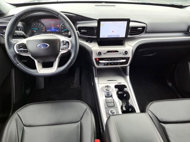 Certified 2022 Ford Explorer XLT w/ Equipment Group 202A image 26