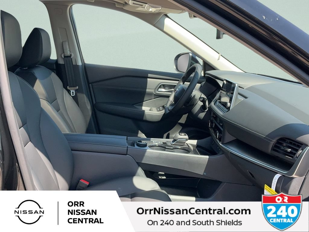 New 2026 Nissan Rogue Dark Armor AWD/4WD image 11