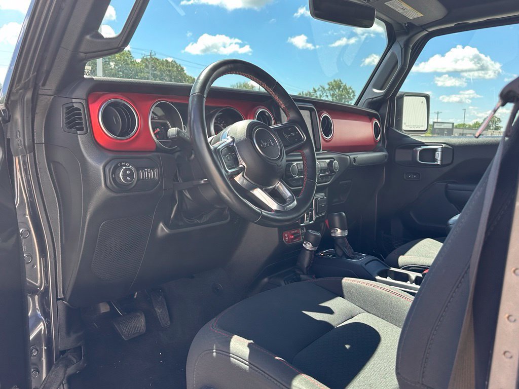 Used 2022 Jeep Gladiator Rubicon w/ LED Lighting Group AWD/4WD image 11