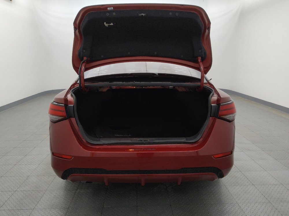 Used 2021 Nissan Sentra SV image 29