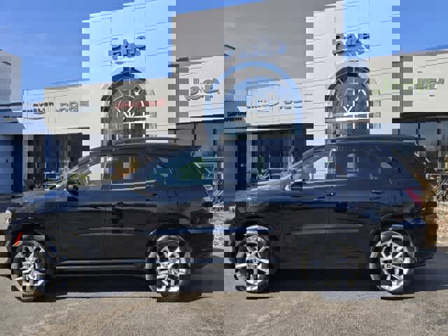 Used 2024 Dodge Durango GT image 3