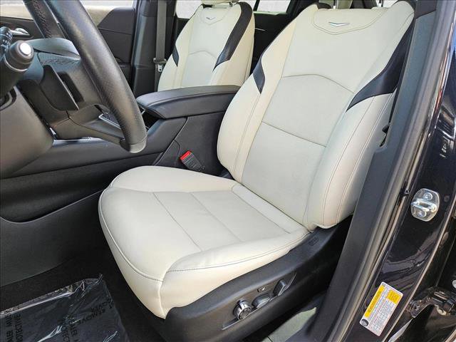 Used 2023 Cadillac XT4 Sport AWD/4WD image 15