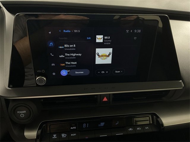 Used 2025 Toyota Prius LE image 22