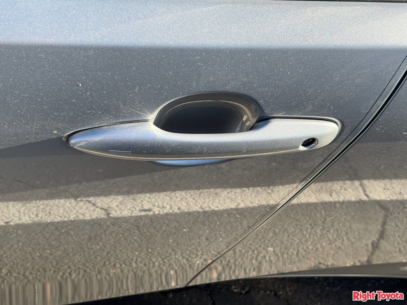 Used 2024 Toyota Prius XLE image 10