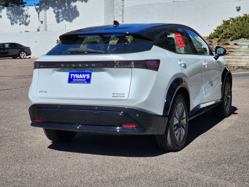 Used 2023 Nissan Ariya AWD image 7
