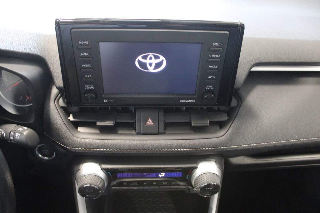 Used 2021 Toyota RAV4 XLE image 26