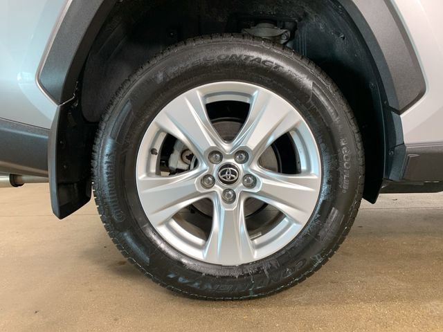 Used 2020 Toyota RAV4 XLE w/ All Weather Liner Package image 38
