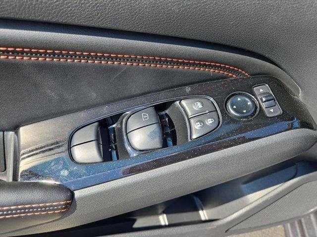 Used 2023 Nissan Altima 2.5 SR image 14