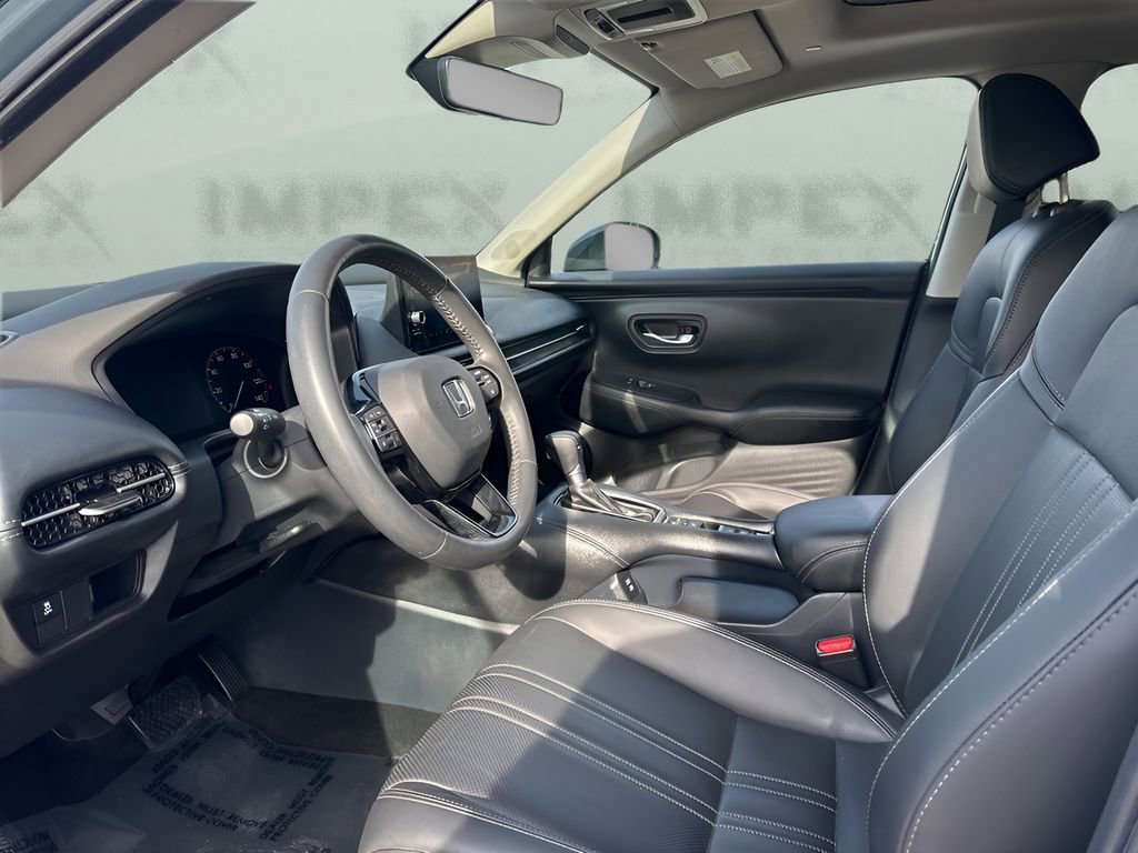 Used 2024 Honda HR-V EX-L image 9
