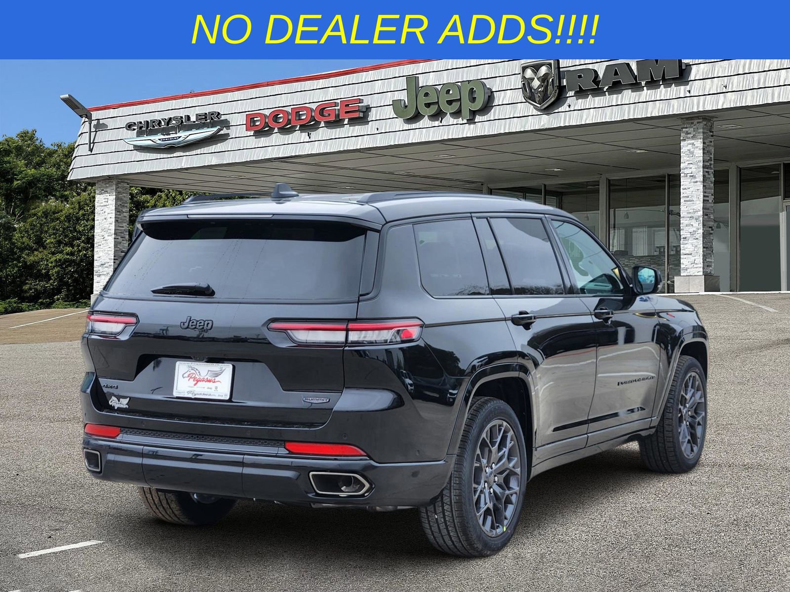 New 2025 Jeep Grand Cherokee L Summit w/ Obsidian Package image 5