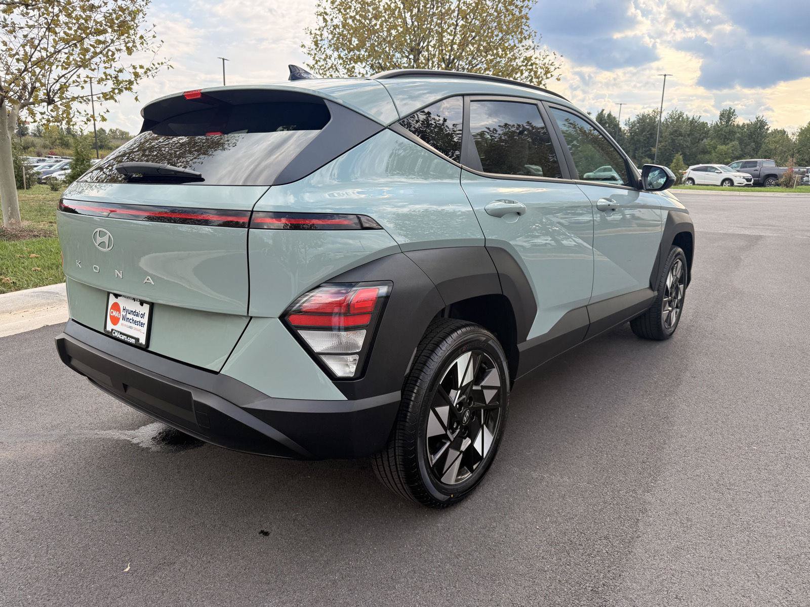Used 2024 Hyundai Kona SEL AWD/4WD image 5
