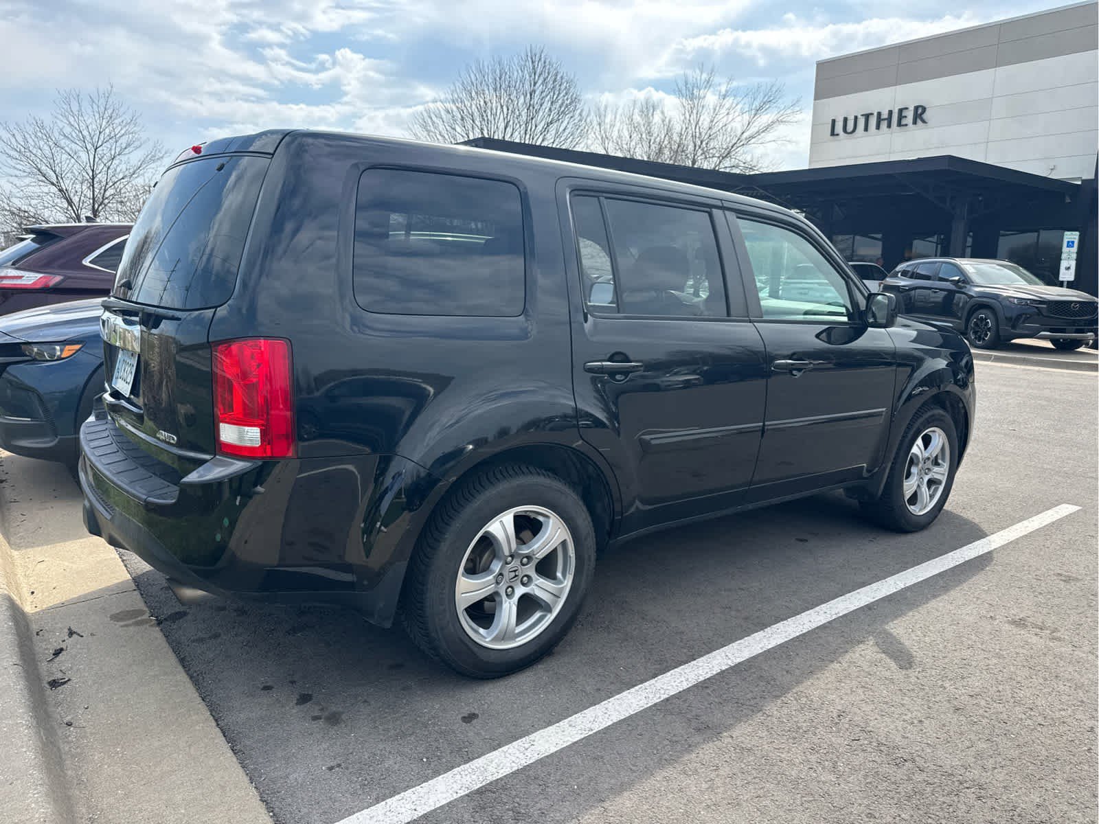 Used 2015 Honda Pilot EX-L image 4