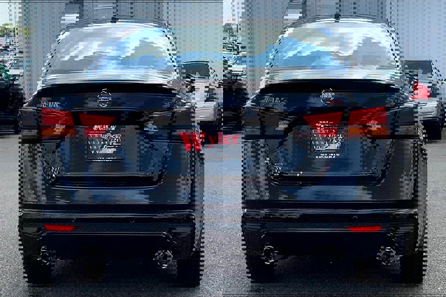 New 2025 Nissan Altima 2.5 SR image 4