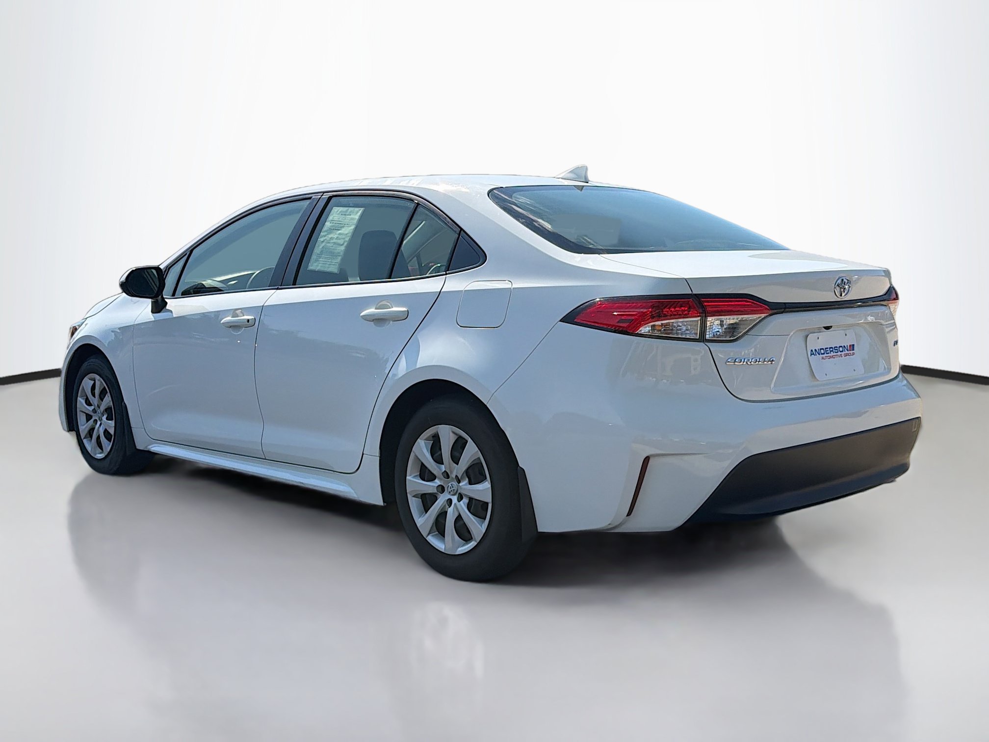 Used 2024 Toyota Corolla LE FWD image 12