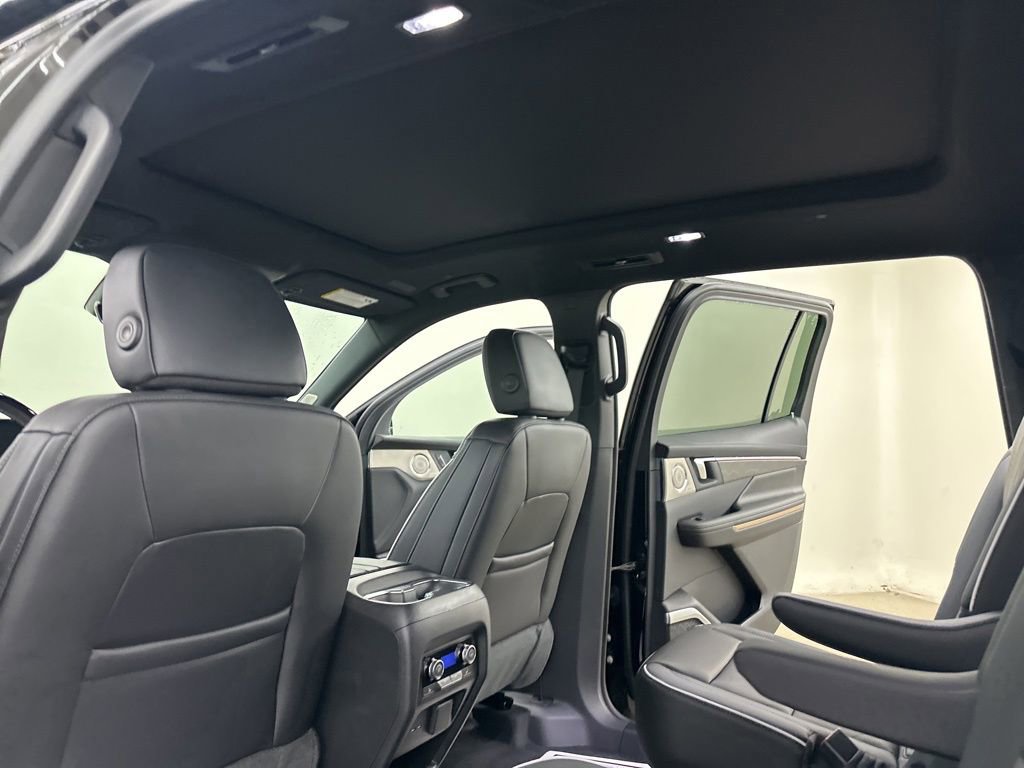 New 2026 Buick Enclave Avenir w/ Super Cruise Package image 25