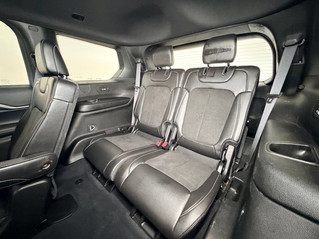 Used 2023 Jeep Grand Cherokee L Laredo AWD/4WD image 6